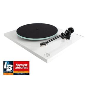 Rega Planar 2, Carbon pickup, White