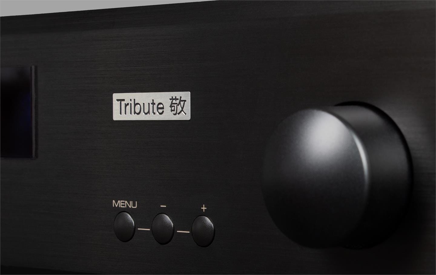 Rotel A11 Tribute - Sort - Bergen HiFi